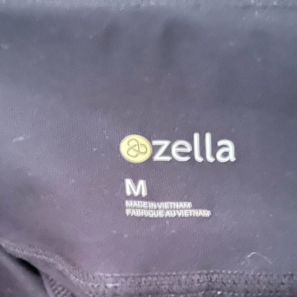 Zella Cropped Leggings - Picture 2 of 5